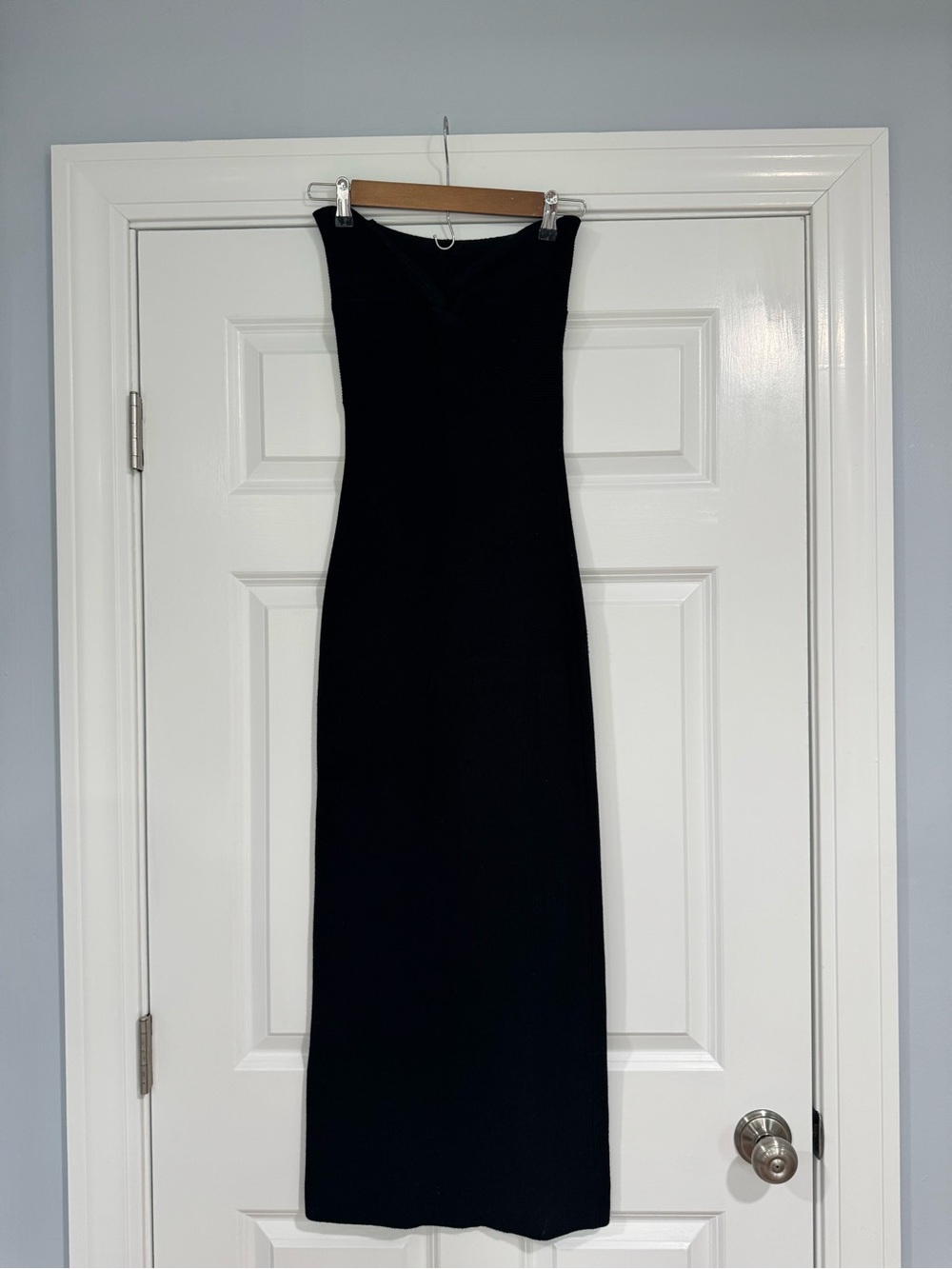 Elegant Black Strapless Women's Dress